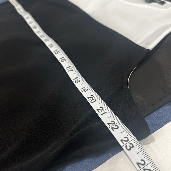 Classic INC Black &White Tank Top in good condition - Picture 4 of 16